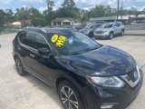 Used 2017 Nissan Rogue SL image 4