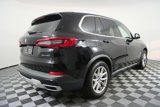 Used 2020 BMW X5 sDrive40i w/ Executive Package image 3