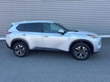 Used 2023 Nissan Rogue SV image 2