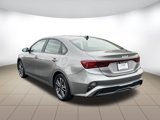 Used 2022 Kia Forte LXS image 5