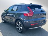 Certified 2021 Volvo XC40 T5 Momentum w/ Premium Package image 3