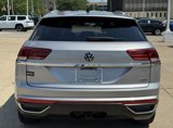 Used 2020 Volkswagen Atlas Cross Sport SE image 4