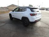 Used 2023 Jeep Compass Trailhawk image 3