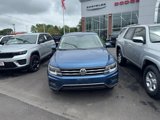 Used 2018 Volkswagen Tiguan SE w/ Panoramic Sunroof Package image 2