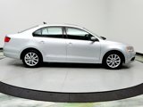 Used 2011 Volkswagen Jetta SE image 4