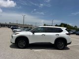 Used 2024 Nissan Rogue S image 5