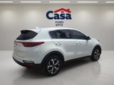 Used 2022 Kia Sportage LX image 3