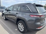 Used 2023 Jeep Grand Cherokee Limited image 6