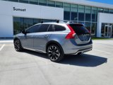 Used 2016 Volvo V60 T5 Cross Country Platinum image 5
