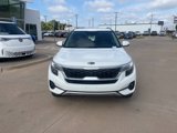 Used 2021 Kia Seltos EX image 2