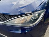 Used 2020 Chrysler Pacifica Touring image 5