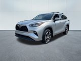 Used 2020 Toyota Highlander XLE image 2