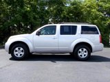 Used 2008 Nissan Pathfinder S image 2