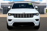 Used 2020 Jeep Grand Cherokee Altitude image 3