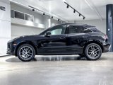 Certified 2024 Porsche Macan image 2