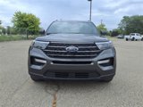 Used 2020 Ford Explorer XLT w/ Equipment Group 202A image 2