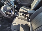 New 2024 Volkswagen Tiguan SE image 6