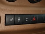 Used 2015 Jeep Wrangler Rubicon w/ Power Convenience Group image 4