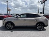 Used 2019 Lincoln Nautilus Reserve image 6