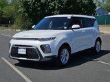 Certified 2022 Kia Soul LX w/ Technology Package image 3