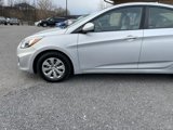 Used 2017 Hyundai Accent SE image 2