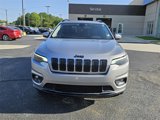 Used 2019 Jeep Cherokee Latitude Plus image 2