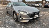 Used 2021 Hyundai Sonata SE w/ Preferred Accessory Package image 3