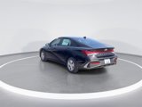 New 2025 Hyundai Elantra SE image 5