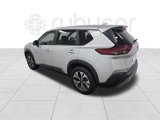 Used 2023 Nissan Rogue SV image 3