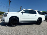 Used 2019 GMC Yukon XL SLT image 2