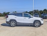 Used 2022 GMC Terrain SLE w/ Driver Convenience Package image 6