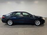Used 2015 Toyota Camry LE image 2