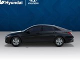 New 2025 Hyundai Elantra SE image 3