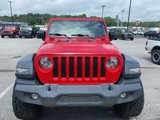 Used 2018 Jeep Wrangler Unlimited Sport image 3