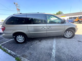 Used 2002 Chrysler Town & Country EX image 5