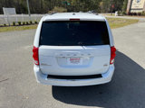 Used 2019 Dodge Grand Caravan SXT image 5