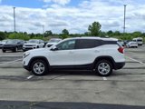 Used 2021 GMC Terrain SLE w/ Driver Convenience Package image 4