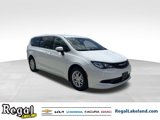 Used 2023 Chrysler Voyager LX image 2