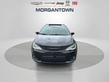 Used 2018 Chrysler Pacifica Limited w/ S Appearance Package image 2