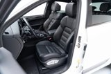 Certified 2022 Porsche Macan image 5
