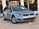 Used 2017 Volkswagen Golf S image 2