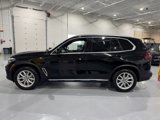 Used 2022 BMW X5 xDrive40i w/ Premium Package image 4