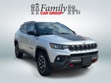 Used 2024 Jeep Compass Trailhawk image 2