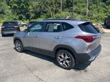 Used 2021 Kia Seltos EX image 5