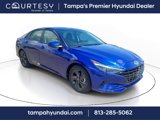 Used 2022 Hyundai Elantra SEL w/ Cargo Package image 2