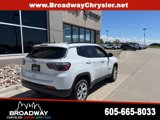 Used 2024 Jeep Compass Latitude image 5