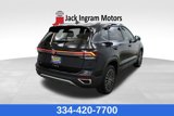 New 2025 Volkswagen Taos SE image 5