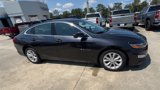 Used 2023 Chevrolet Malibu LT image 2