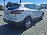 Used 2022 Nissan Rogue Sport SV w/ Technology Package image 4