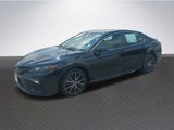 Used 2022 Toyota Camry SE image 2